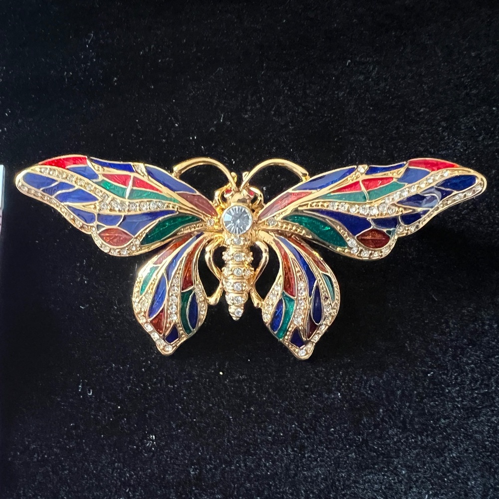 Vintage Camrose & Kross JBK Jackie Kennedy collecting lion butterfly brooch